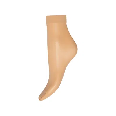 Wolford Individual 10 Socks In Neutral