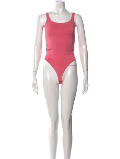 Pre-owned Wolford Scoop Neck Sleeveless Bodysuit W/ Tags In Red