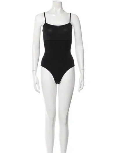 Pre-owned Wolford Scoop Neck Sleeveless Top In Black