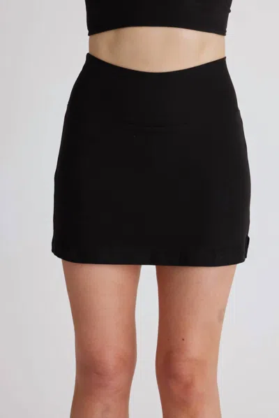 Wolven Vegan Suede Finish Tennis Skirt In Black