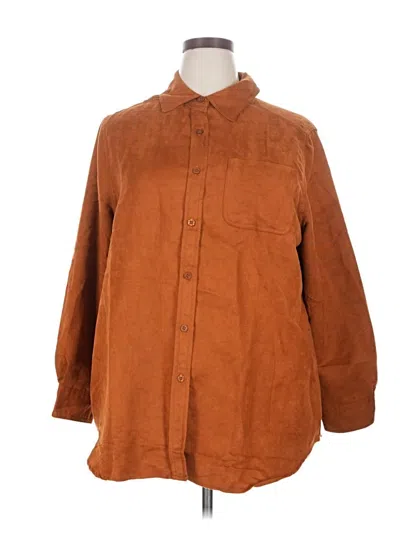 Pre-owned Woman Within Coat In Brown