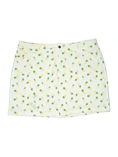 Pre-owned Woman Within Skort In Yellow