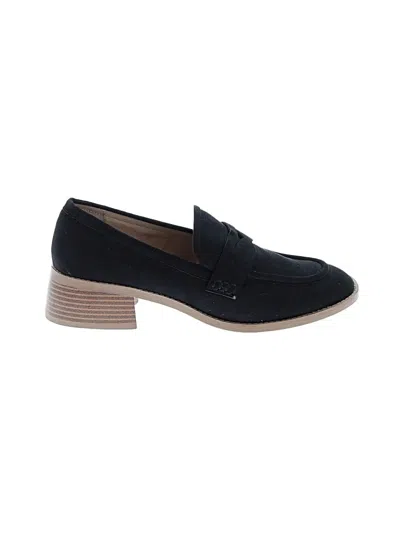 Pre-owned Wonderly Flats In Black