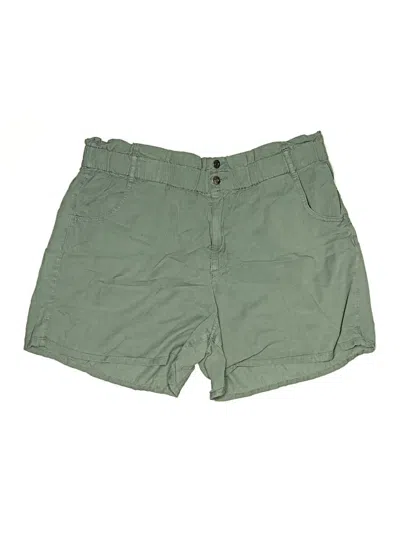Pre-owned Wonderly Khaki Shorts In Green