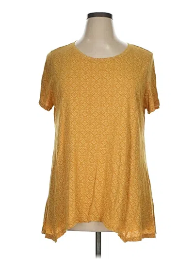 Pre-owned Wonderly Short Sleeve T-shirt In Gold