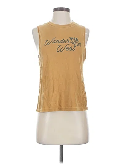 Pre-owned Wonderly Sleeveless T-shirt In Gold