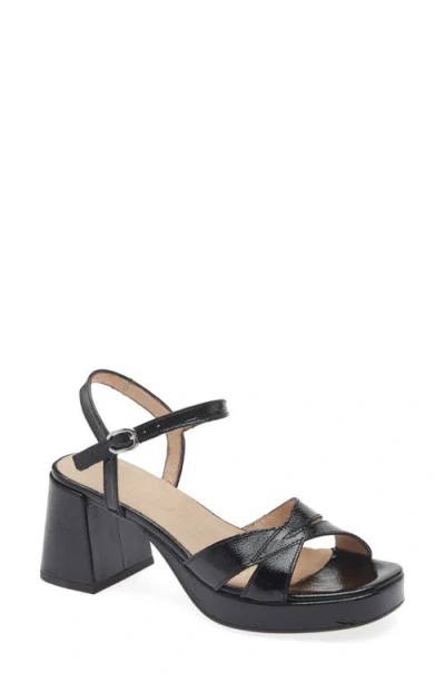 Wonders Ankle Strap Platform Sandal In Black