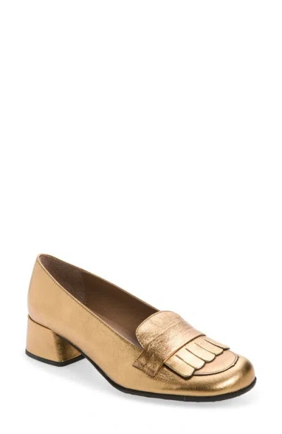 Wonders Kiltie Loafer Pump In Gold