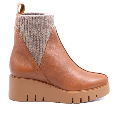 Wonders Women's Indios Knit Boots In Cuero Brown In Multi