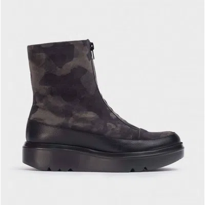 Wonders Women's Livia Animal Print Boot In Black