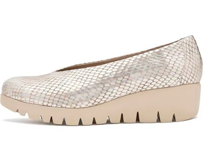 Wonders Women's Maya Wedge Shoes In Gold In Beige