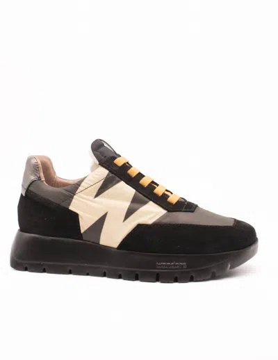 Wonders Women's Odise Sneakers In Black/gold