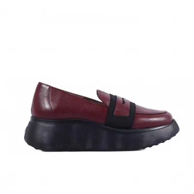 Wonders Women's Platform Loafer In Vino In Red