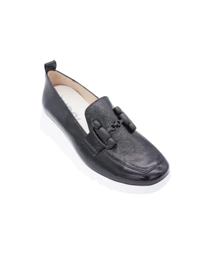 Wonders Women's Platform Wedge Loafer In Black