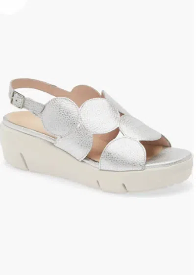 WONDERS WOMEN'S SPORTY PLATFORM SANDAL IN IVORY