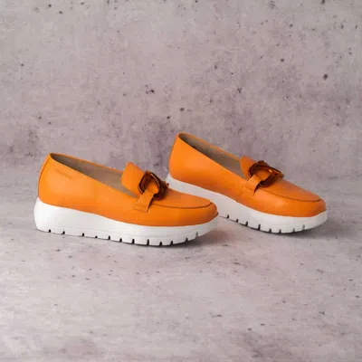 Wonders Women's Wild Apricot Loafers In Orange