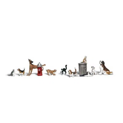 Woodland Scenics Dogs & Cats - N Scale, 12 Piece