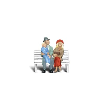 Woodland Scenics G Scale The Sitting Seymores, 2 Piece