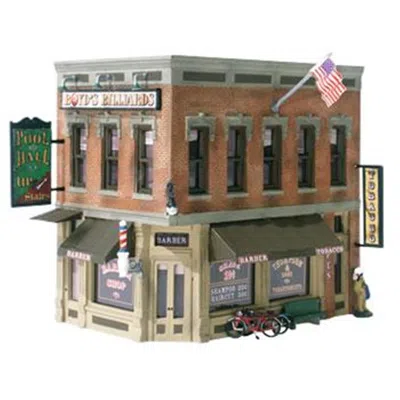 Woodland Scenics Ho Build & Ready Corner Emporium