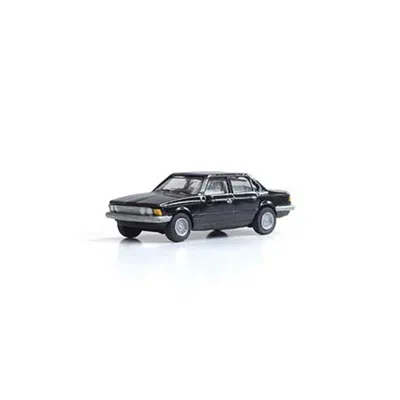 Woodland Scenics Ho Scale Black Sedan Model Car