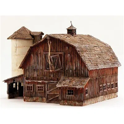 Woodland Scenics Old Weathered Barn - O-scale
