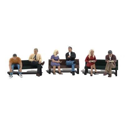 Woodland Scenics People On Benches - Ho Scale 3 Piece