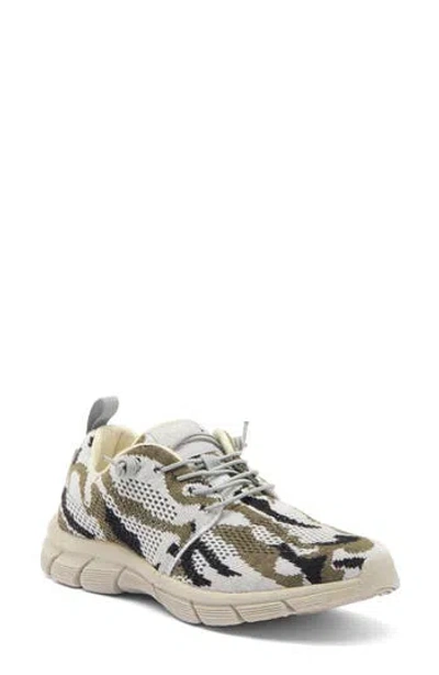 Woolloomooloo Merino Wool Lace-up Sneaker In Sand Camo