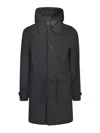 Woolrich Buttoned Cargo Parka In Black