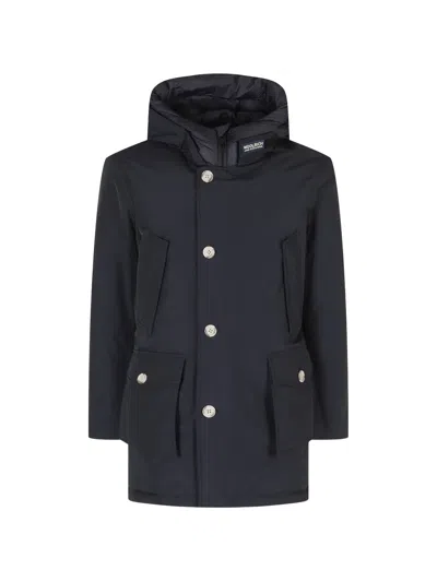 Woolrich Arctic Hooded Button-fastening Coat In Black