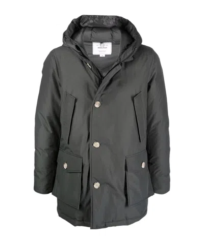Woolrich Arctic Hooded Down Coat In Black