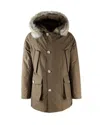Woolrich Parka Arctic Con Pelliccia Removibile Marrone In Green