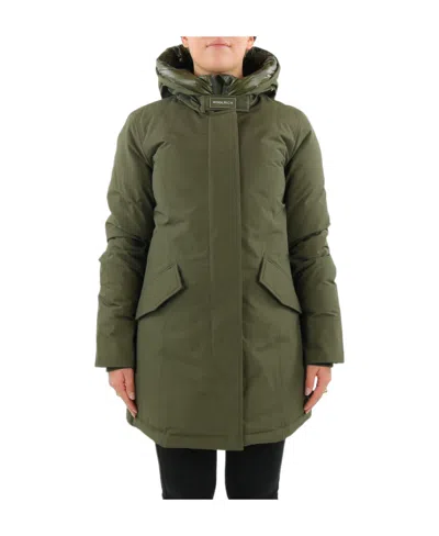Woolrich Arctic Zipped Up Parka In Green