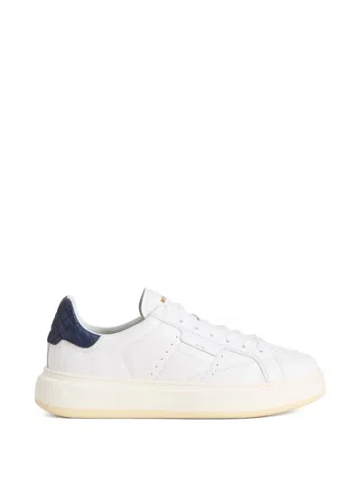 Woolrich Arrow Lace-up Sneakers In White