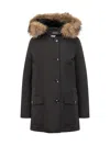 Woolrich Arctic Buttoned Jacket In Black