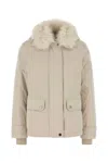 Woolrich Warm And Stylish Down Jacket In White