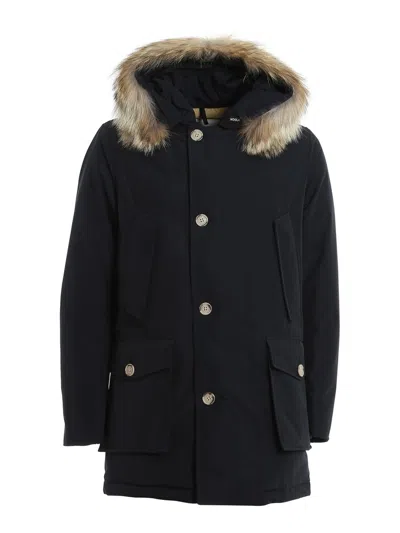 WOOLRICH WOOLRICH CLASSIC BLACK COTTON PARKA WITH FUR-LINED HOOD
