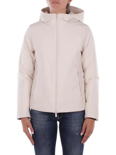 Woolrich Coats In Beige Chiari E Naturali