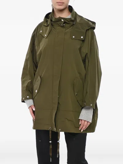Woolrich Detachable-hood Zip-up Jacket In Green