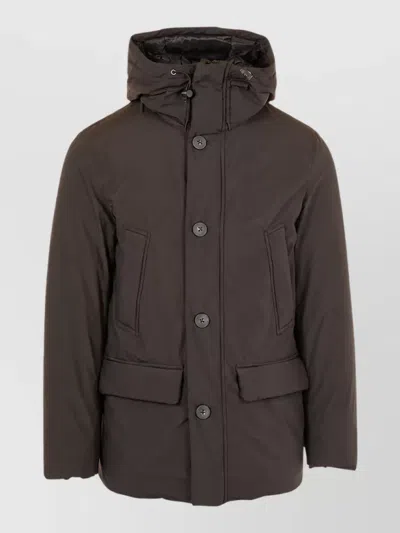 Woolrich Pocket Detailed Cloud Hooded Parka In Brown