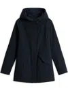 Woolrich Minimalist Black Coat With High Collar In 蓝色