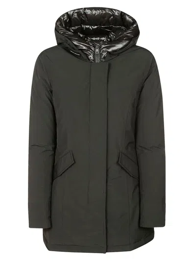 Woolrich Hooded Cotton Down Jacket In Green