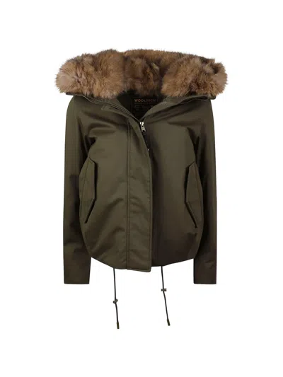 Woolrich Fur-trim Hooded Jacket In Green