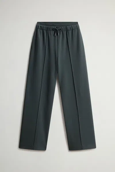 Woolrich Interlock Sweatpants With Enhanced Flexibility In Forest Veil