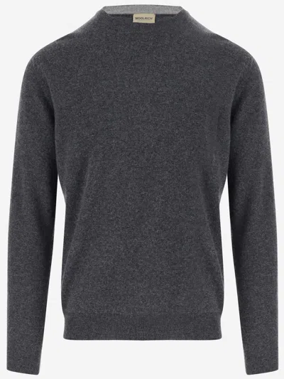 Woolrich Logo Embroidered Crewneck Jumper In Grey