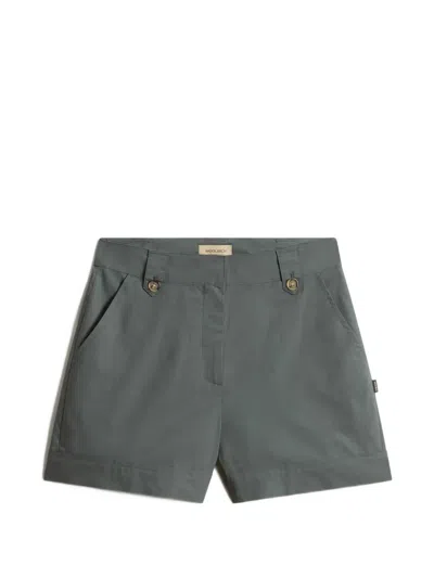 Woolrich Logo Side Label Shorts In Green