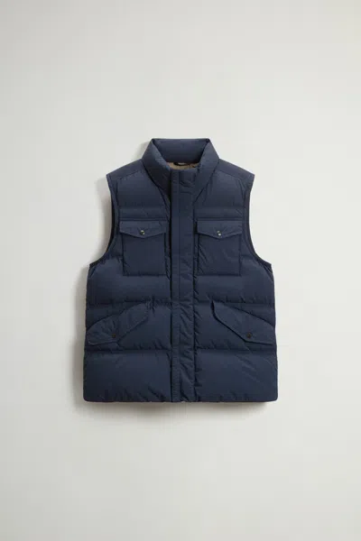 Woolrich Garment-dyed Quilted Gilet In Blue