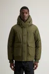 Woolrich Gore-tex Fabric Mountain Utility Down Jacket In Green