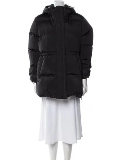 Pre-owned Woolrich Nylon Down Coat In Gray