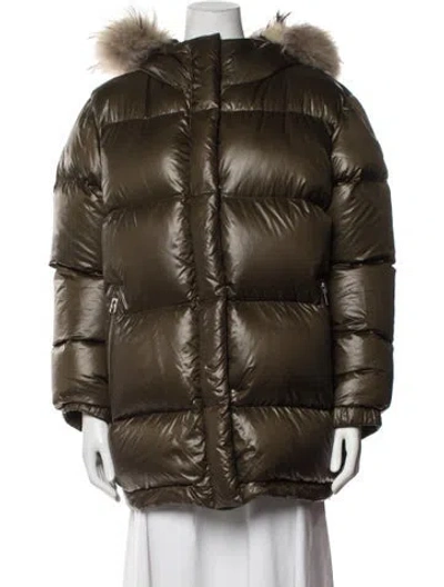 Pre-owned Woolrich Nylon Down Jacket In Green