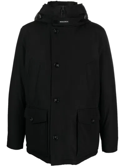 Woolrich Padded Anorak With High Collar And Flap Pockets In Black